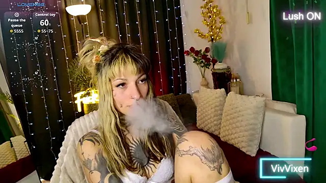 VivVixen online show from May 2026 06:02:02 PM