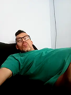 jairo43 online show from May 2026 02:25:01 PM