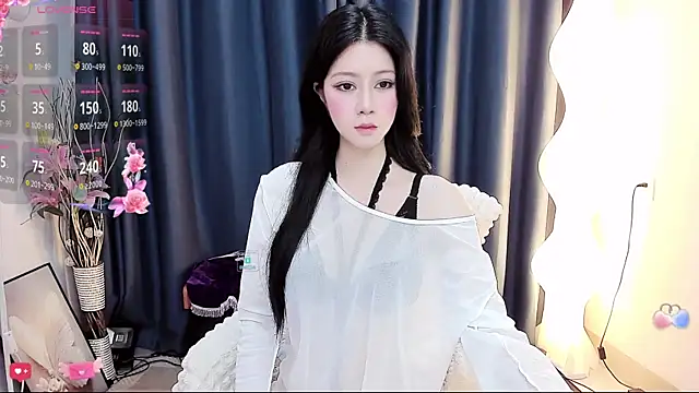 Sylvia002 online show from July 2026 01:40:01 PM