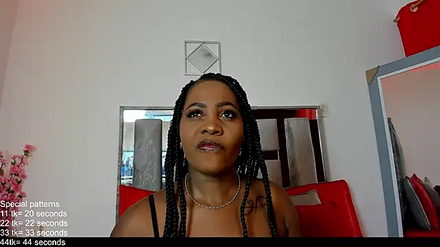 Snapshot of EmilyRooa1 chatting on June 2026 06:35:02 PM EmilyRooa1 online show from June 2026 06:35:02 PM