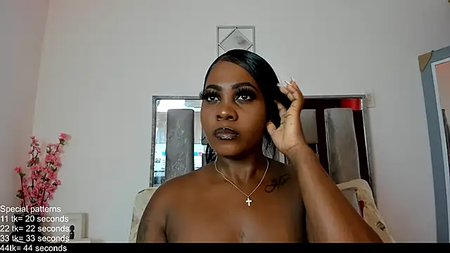 Snapshot of EmilyRooa1 chatting on June 2026 12:27:02 PM EmilyRooa1 online show from June 2026 12:27:02 PM