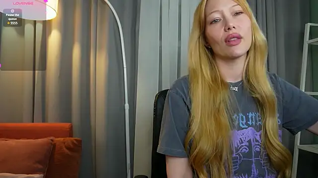  Mila Luna  online show from May 2026 09:10:01 PM
