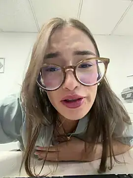 Snapshot of Sweet_Milaa1 chatting on August 2026 07:50:02 PM Sweet Milaa1 online show from August 2026 07:50:02 PM