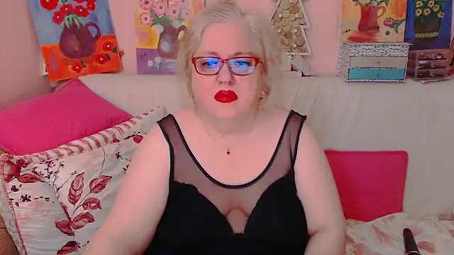 Snapshot of Maturelove_xxx chatting on May 2026 06:49:02 PM Maturelove xxx online show from May 2026 06:49:02 PM