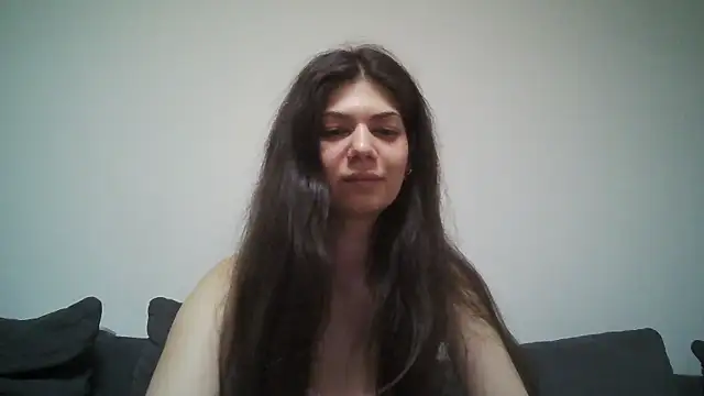 NaughtyMiaZ online show from May 2026 12:38:01 AM