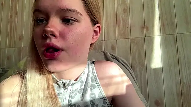 Malinwitch online show from June 2026 03:22:01 PM