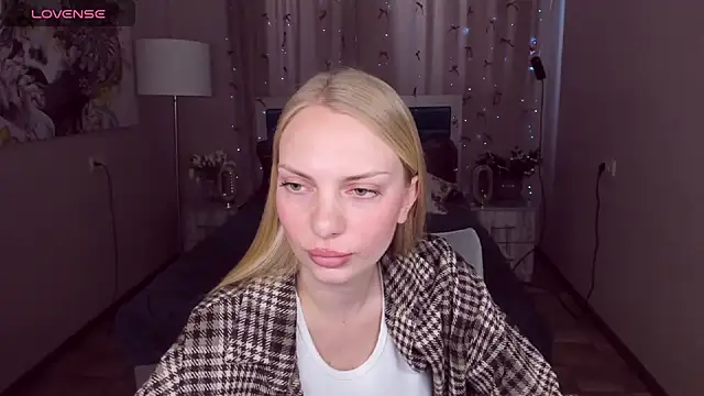 NancyGlamour online show from May 2026 09:50:02 AM