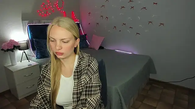 NancyGlamour online show from June 2026 05:28:01 AM