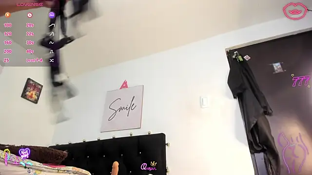 paulinagamee online show from May 2026 07:45:01 PM