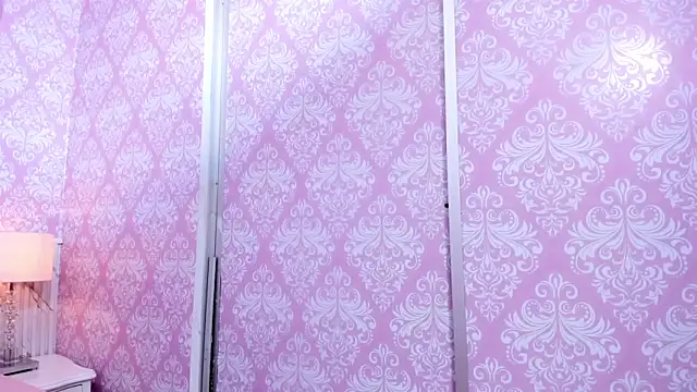 Miabloom19  online show from June 2026 11:16:02 PM