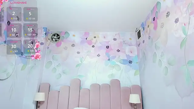 Miabloom19  online show from July 2026 11:15:01 PM