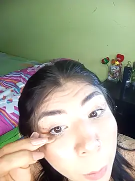 PequenaNena online show from May 2026 06:52:01 AM