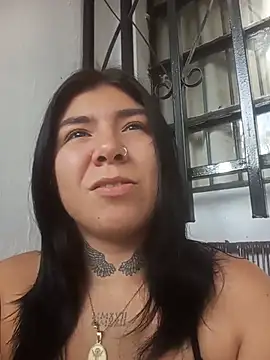 PequenaNena online show from July 2026 10:01:02 PM