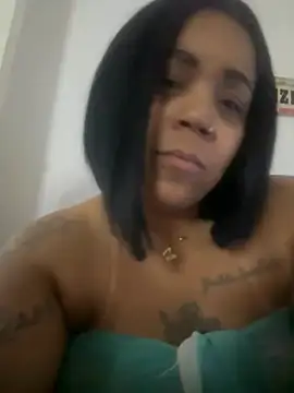 Snapshot of GianLavinnye chatting on May 2026 11:11:01 PM GianLavinnye online show from May 2026 11:11:01 PM