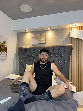 DomBoy  online show from May 2026 08:27:01 PM