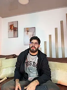 DomBoy  online show from June 2026 08:02:02 PM
