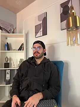 DomBoy  online show from June 2026 07:59:02 PM