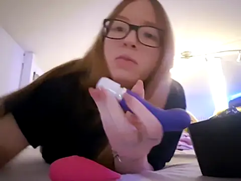 Freaky-Doll online show from May 2026 09:12:02 PM
