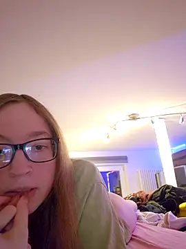 Freaky-Doll online show from June 2026 10:34:01 PM