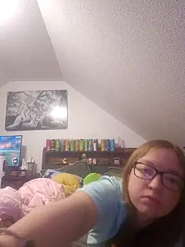 Freaky-Doll online show from June 2026 07:17:02 PM