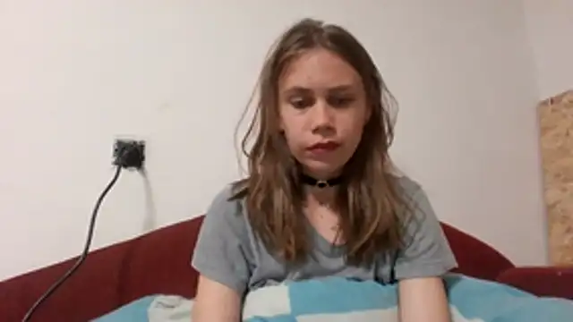 Lisahoppii online show from May 2026 05:18:02 PM