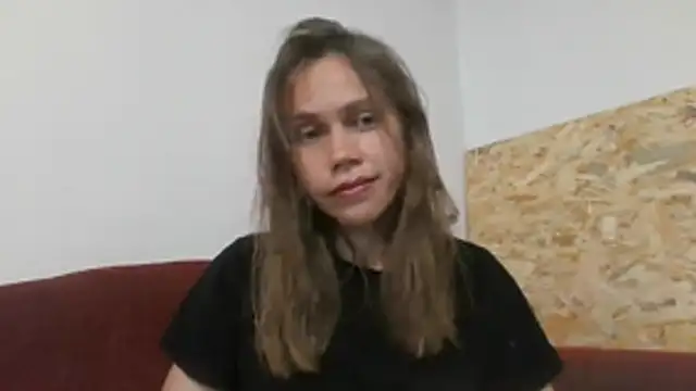 Lisahoppii online show from May 2026 03:09:02 PM