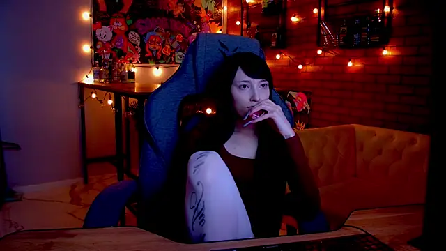 SeraphineSparda online show from May 2026 11:50:01 AM