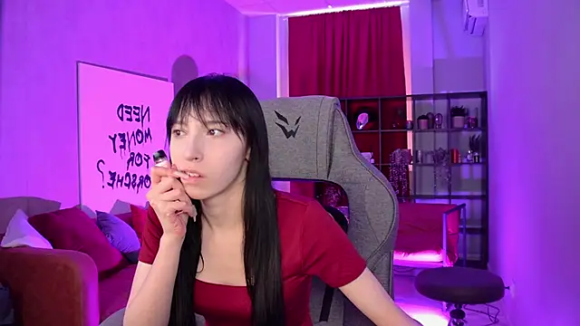 SeraphineSparda online show from June 2026 12:39:01 PM