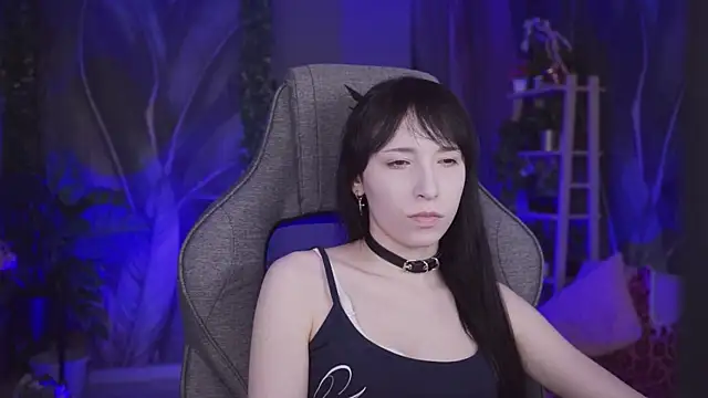 SeraphineSparda online show from July 2026 11:57:01 AM