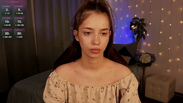 Monica Venom online show from June 2026 01:42:01 PM