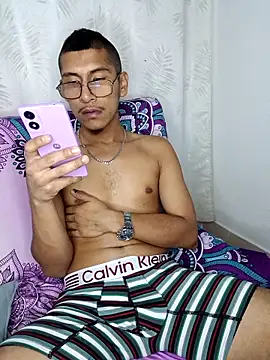 Lil black009 online show from May 2026 07:48:02 AM