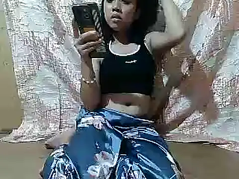 Yours AsianPinayGirl18 online show from May 2026 12:33:01 PM