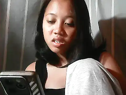 Yours AsianPinayGirl18 online show from June 2026 11:18:02 PM