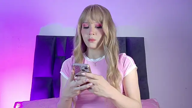 little bonniie online show from May 2026 07:42:02 PM