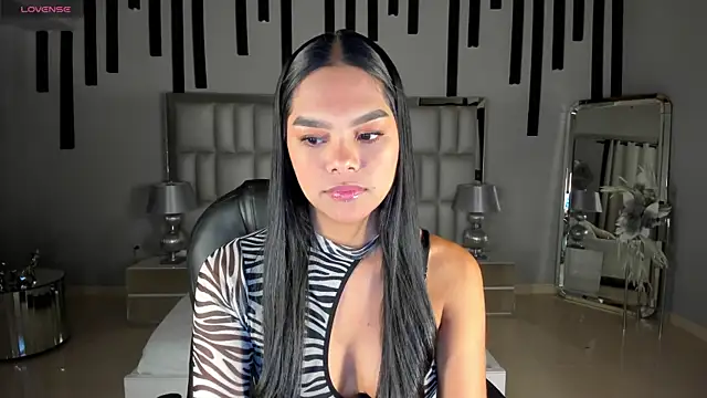 SaphiraJames online show from July 2026 02:48:02 AM