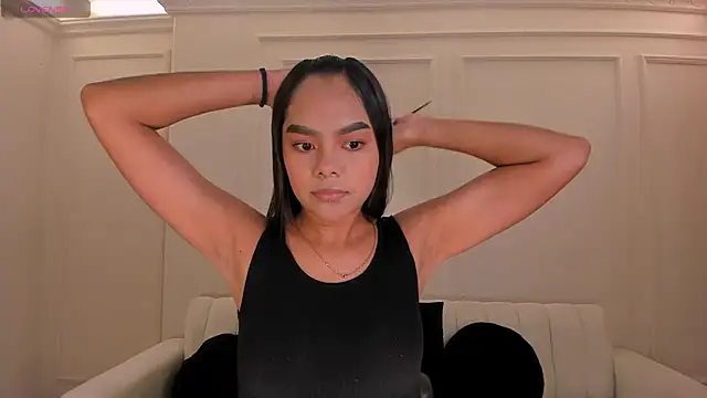 SaphiraJames online show from July 2026 01:52:01 AM