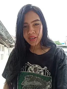 madiison hot online show from May 2026 02:32:01 PM