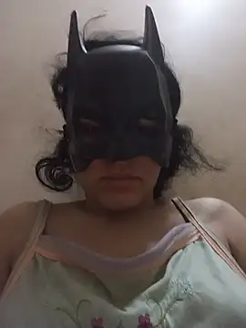 QueenofHair online show from June 2026 05:17:02 PM