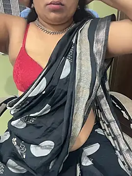 Snapshot of Tamil_Azhagie chatting on June 2026 09:09:01 PM Tamil Azhagie online show from June 2026 09:09:01 PM