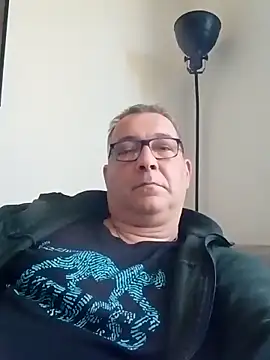 Soloyan online show from February 2025 05:04:02 PM