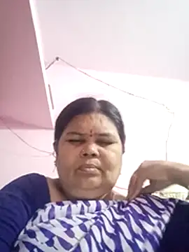 Snapshot of dheepika11 chatting on May 2026 06:08:01 AM dheepika11 online show from May 2026 06:08:01 AM