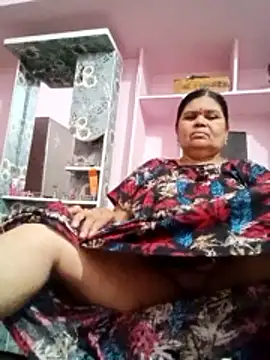 Snapshot of dheepika11 chatting on May 2026 02:50:01 AM dheepika11 online show from May 2026 02:50:01 AM