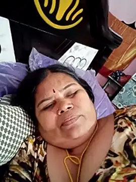 Snapshot of dheepika11 chatting on May 2026 09:06:02 AM dheepika11 online show from May 2026 09:06:02 AM