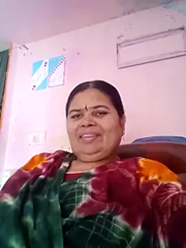 Snapshot of dheepika11 chatting on May 2026 03:37:02 AM dheepika11 online show from May 2026 03:37:02 AM