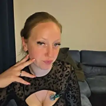 SweetGermanAlina online show from May 2026 10:15:02 PM