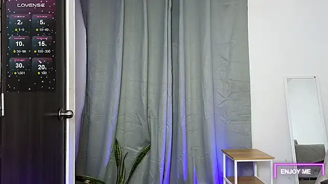 megangil  online show from May 2026 08:44:01 AM