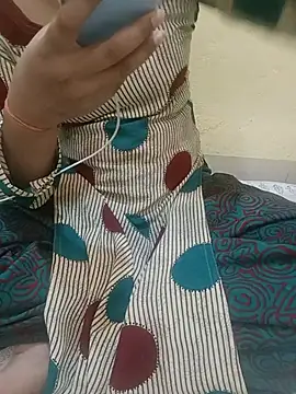 Snapshot of Seema_yadav01 chatting on May 2026 05:16:02 AM Seema yadav01 online show from May 2026 05:16:02 AM