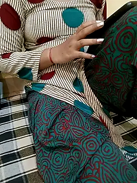 Snapshot of Seema_yadav01 chatting on July 2026 05:23:02 AM Seema yadav01 online show from July 2026 05:23:02 AM