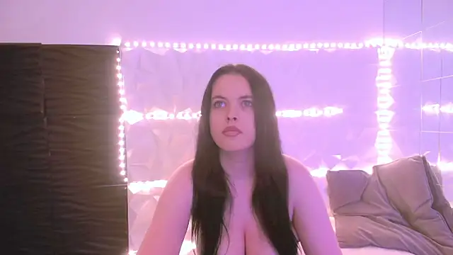 Isabell3 online show from June 2026 04:30:02 AM