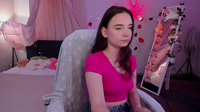 Elvienne online show from July 2026 03:03:01 AM